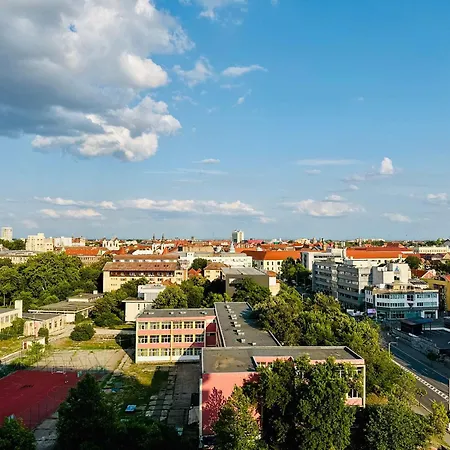 Joy Fructus Plaza 42