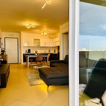 Joy Fructus Plaza 42 * Τιμισοάρα