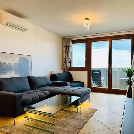 Joy Fructus Plaza 42 Τιμισοάρα