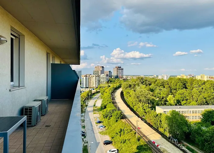 Joy Fructus Plaza 42 Apartamento *