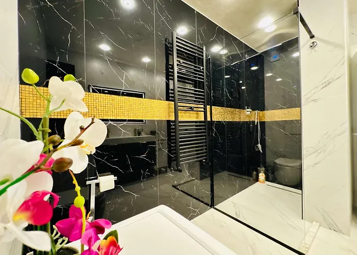 Joy Fructus Plaza 42 Apartamento *