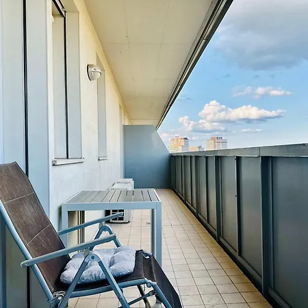 Apartment Joy Fructus Plaza 42 *