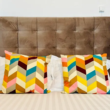 Apartment Joy Fructus Plaza 42 *